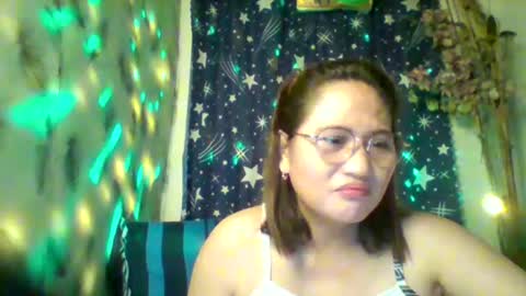 amazing angel online show from February 28, 10:00 pm