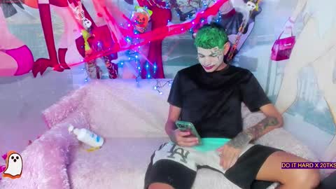 Gaby online show from October 31, 7:59 pm