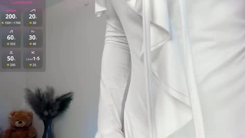 Alice online show from September 27, 7:19 pm