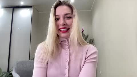 Kelly online show from January 4, 9:54 am