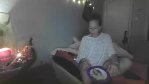 amazinlee69 online show from September 22, 8:27 am