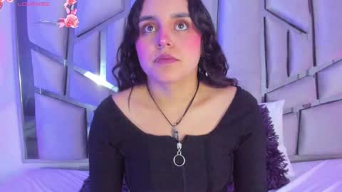 Snapshot of ambar_devon chatting on March 7, 7:27 pm online show from March 7, 7:27 pm