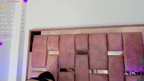 Snapshot of ambar_devon chatting on September 26, 7:18 pm online show from September 26, 7:18 pm