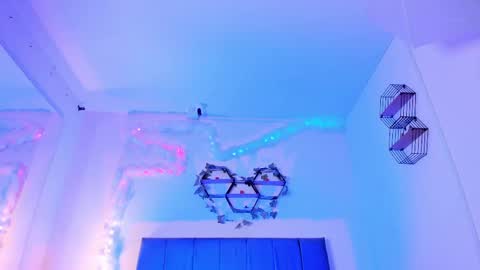ambar_gh1 online show from April 25, 8:28 pm