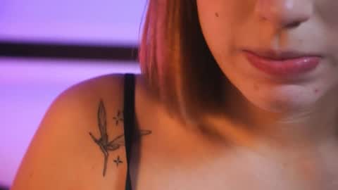 Snapshot of ambar_rosse25 chatting on February 13, 11:39 am Julieta online show from February 13, 11:39 am