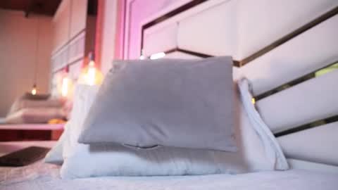 Snapshot of ambar_rosse25 chatting on March 8, 11:58 am Julieta online show from March 8, 11:58 am