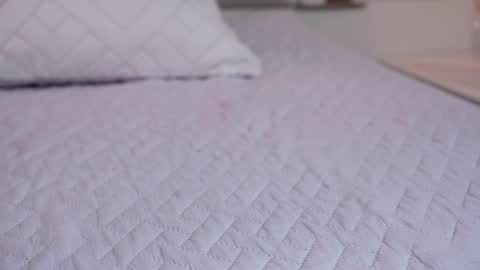 Snapshot of ambar_rosse25 chatting on March 18, 11:35 am Julieta online show from March 18, 11:35 am