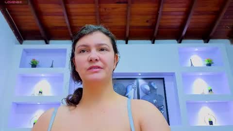 Snapshot of ambar_sex10 chatting on June 10, 12:04 pm Ambar online show from June 10, 12:04 pm