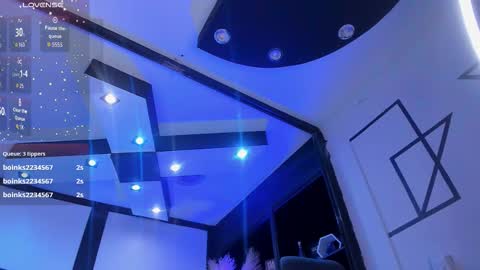 Snapshot of ambarbrown_ chatting on March 17, 9:18 pm Ambar online show from March 17, 9:18 pm