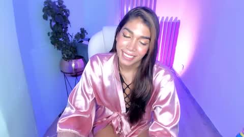 Snapshot of ambarfox1 chatting on February 9, 6:26 pm Ambar online show from February 9, 6:26 pm
