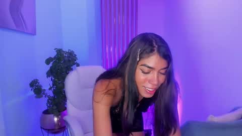 Snapshot of ambarfox1 chatting on February 20, 4:14 pm Ambar online show from February 20, 4:14 pm