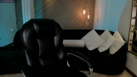 Ambar  online show from October 17, 10:29 am