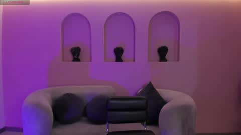 Ambar  online show from November 25, 11:43 am