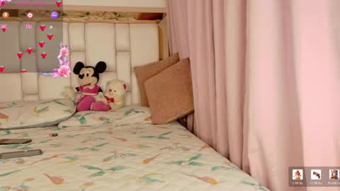   online show from April 26, 11:30 am