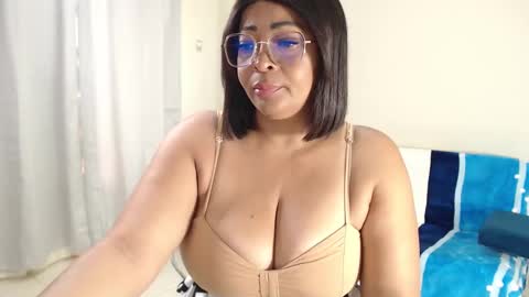  Amber Sofhia  online show from February 2, 7:04 pm