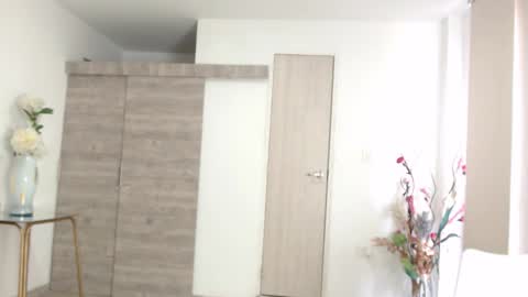  Amber Sofhia  online show from October 2, 9:00 pm