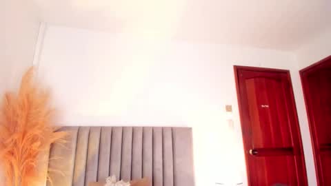 Snapshot of amber__davis chatting on December 14, 5:58 pm Amber Davis online show from December 14, 5:58 pm