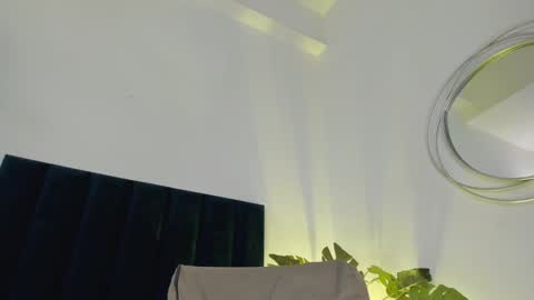 Snapshot of amber__davis chatting on December 20, 9:28 pm Amber Davis online show from December 20, 9:28 pm