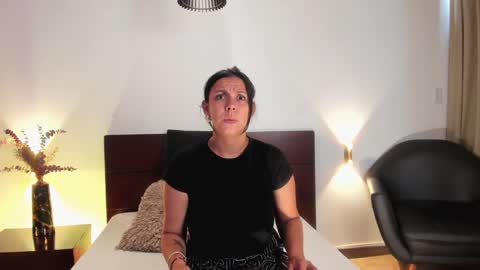 Snapshot of amber__davis chatting on December 31, 4:25 pm Amber Davis online show from December 31, 4:25 pm