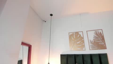 Snapshot of amber__davis chatting on February 14, 5:46 pm Amber Davis online show from February 14, 5:46 pm