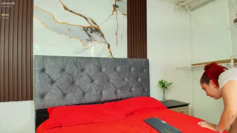 Snapshot of amber__lee01 chatting on June 9, 12:39 pm amber__lee01 online show from June 9, 12:39 pm