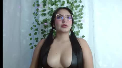 Amber  online show from March 22, 11:24 am