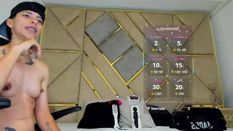 Snapshot of amber_adams_ chatting on September 30, 4:23 pm Amber online show from September 30, 4:23 pm