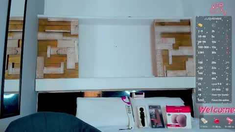 Amber  online show from January 10, 6:09 pm