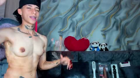 Snapshot of amber_adams_ chatting on April 15, 7:58 pm Amber online show from April 15, 7:58 pm