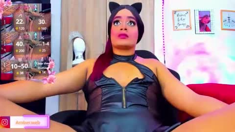 Snapshot of amber_bigcum chatting on June 6, 11:42 pm Amber sofia pitter online show from June 6, 11:42 pm