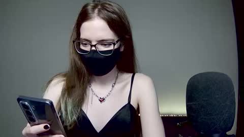 Amber non-nude model online show from November 30, 4:16 am