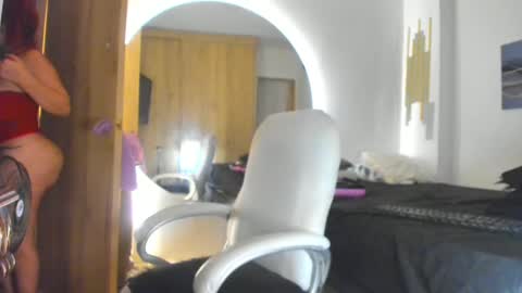 Snapshot of amber_disney chatting on January 11, 3:13 am Amber Disney online show from January 11, 3:13 am