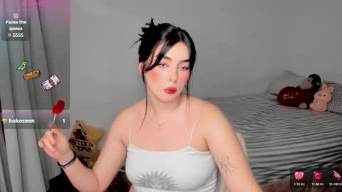 Snapshot of amber_landy1 chatting on December 22, 2:17 am amber online show from December 22, 2:17 am