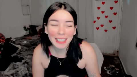 Snapshot of amber_landy1 chatting on February 18, 2:49 pm amber online show from February 18, 2:49 pm