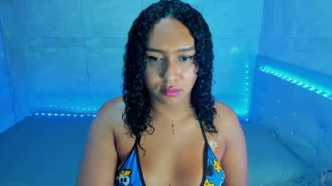 Snapshot of amber_lee20 chatting on June 19, 8:51 am LUISA online show from June 19, 8:51 am