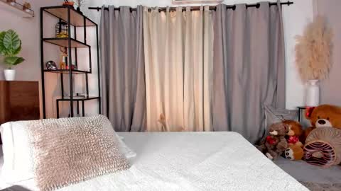 Snapshot of amber_maxwell chatting on February 15, 10:39 pm Amber online show from February 15, 10:39 pm