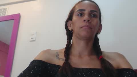 Snapshot of amber_moore chatting on November 29, 10:57 pm Amber Moore online show from November 29, 10:57 pm