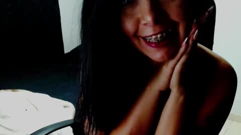 Snapshot of amber_rose23 chatting on October 11, 12:21 am Michell online show from October 11, 12:21 am