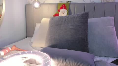 Amber online show from December 19, 12:50 am