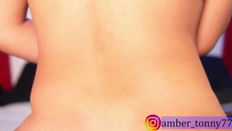 Snapshot of amber_tony77 chatting on November 6, 9:43 am online show from November 6, 9:43 am