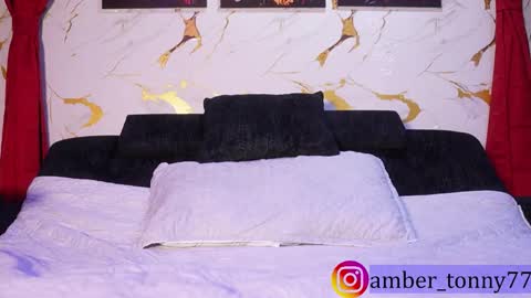 Snapshot of amber_tony77 chatting on December 14, 9:14 am online show from December 14, 9:14 am