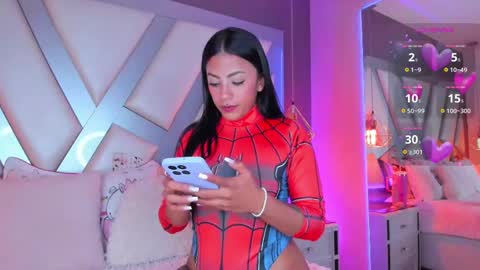 Snapshot of amber_villalobos chatting on February 27, 1:07 pm Tell me Amber online show from February 27, 1:07 pm