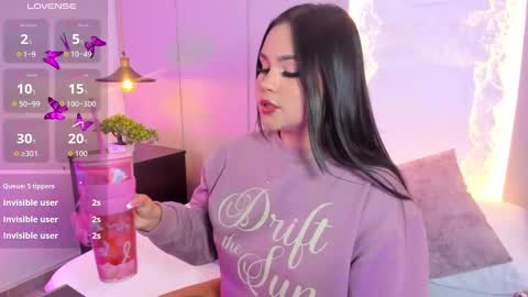amber_white25 online show from September 23, 4:04 am