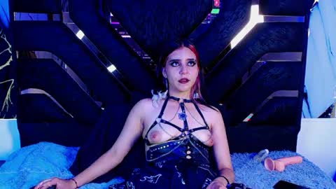 amber online show from April 18, 2:10 pm