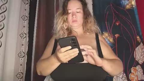Snapshot of amberlissi chatting on July 28, 2:35 pm LISSY online show from July 28, 2:35 pm