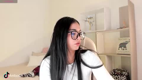 Amber online show from October 20, 2:50 pm