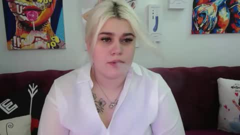 Amber online show from September 11, 3:17 am