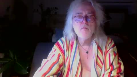 Amberr11 online show from February 2, 11:42 pm