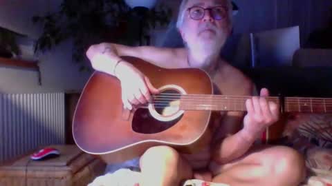 Snapshot of amberr11 chatting on October 28, 11:51 pm Amberr11 online show from October 28, 11:51 pm