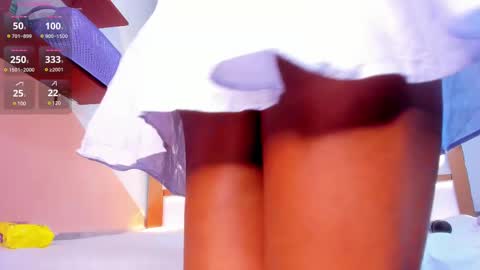 Snapshot of amberr_sweett chatting on February 11, 6:44 pm Amber online show from February 11, 6:44 pm